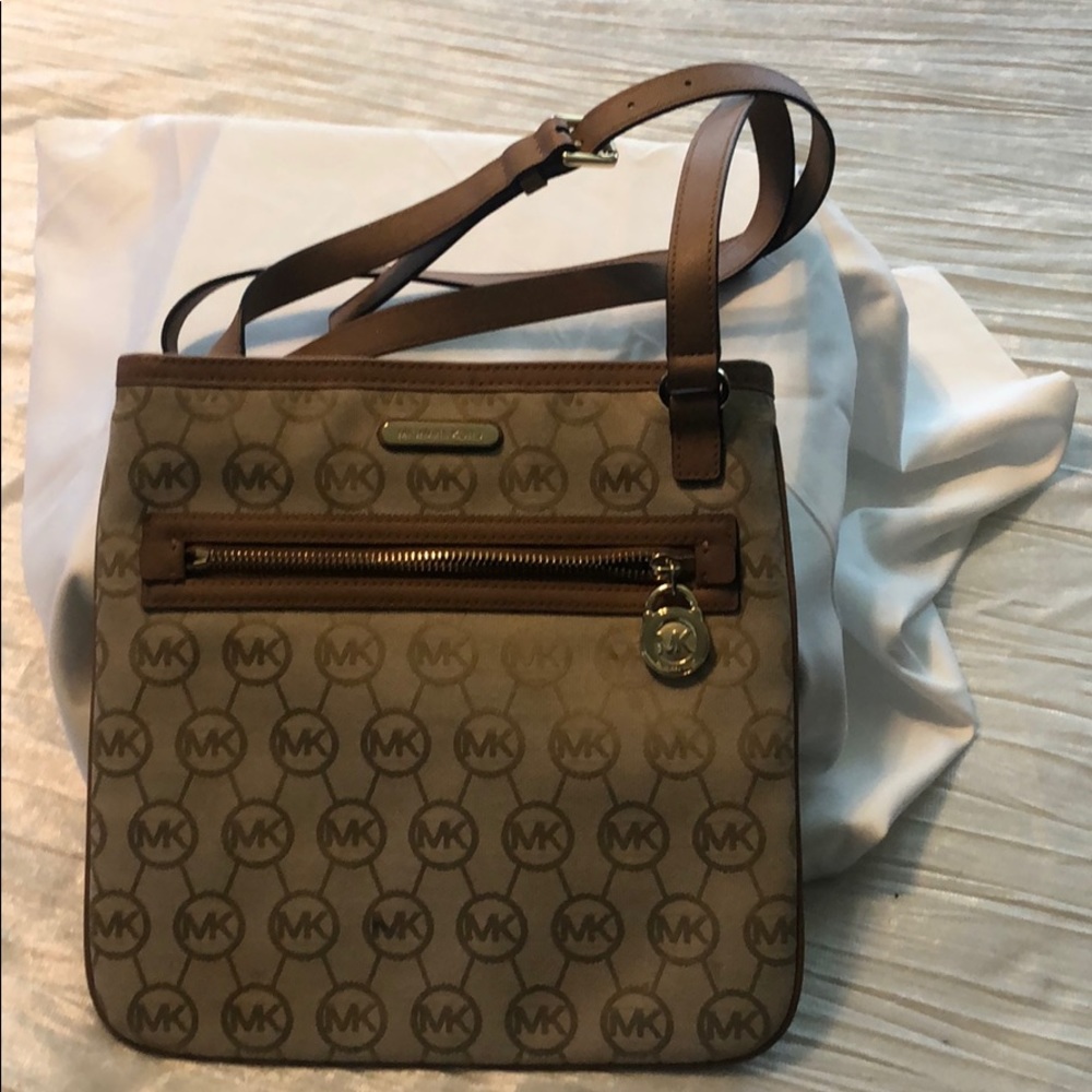 Michael Kors crossbody